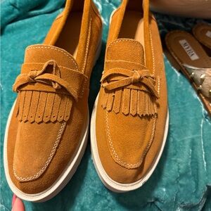 Tan platform Loafers